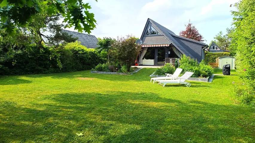 Ferienhaus für 4 Personen, mit Garten in Blankenheim