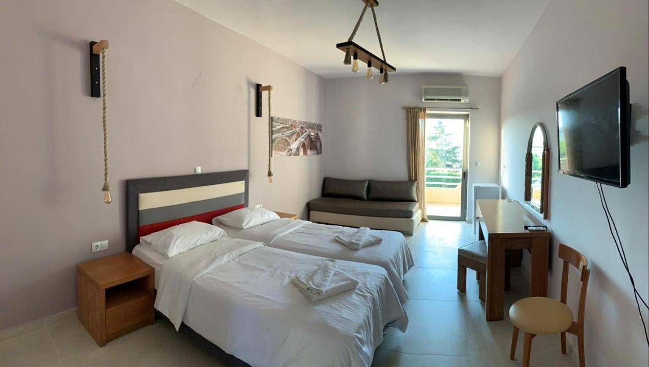 Double Room with Balcony in Région de Réthymnon