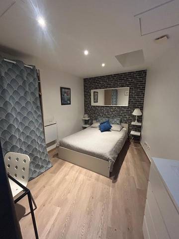 Gîte pour 2 personnes, avec terrasse à Orsay