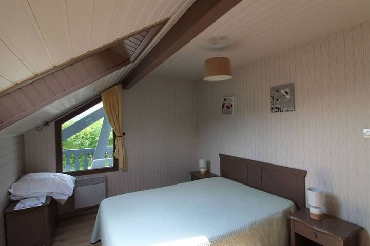 Gîte pour 8 personnes, avec jardin à Gerbamont - 4
