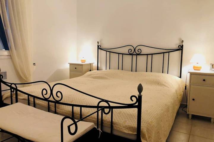 Location de vacances pour 4 personnes, avec terrasse ainsi que piscine et jardin à Pierrevert - 3