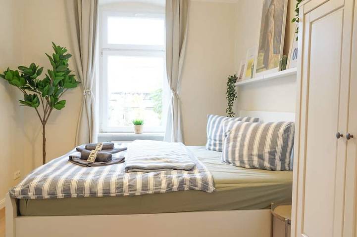 Ganze Wohnung, Geräumiges & ruhiges Apartment mit top Anbindung in Erfurt, Thüringer Kernland