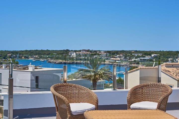 Holiday home for 12 people, with garden and terrace - 1