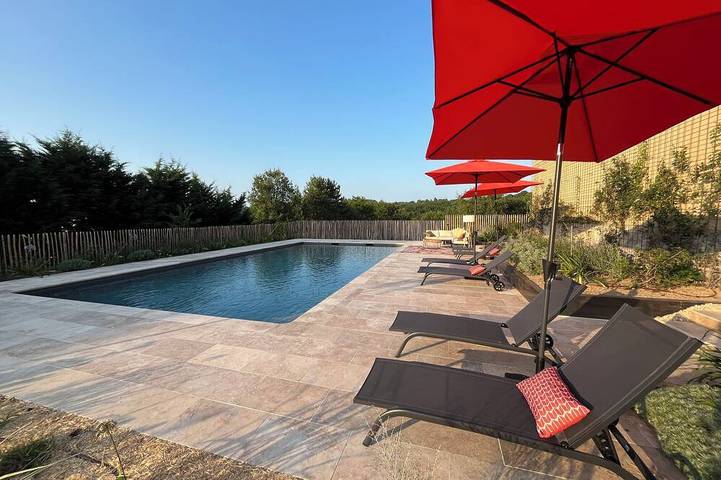 Location de vacances pour 6 personnes, avec jardin à Valojoulx