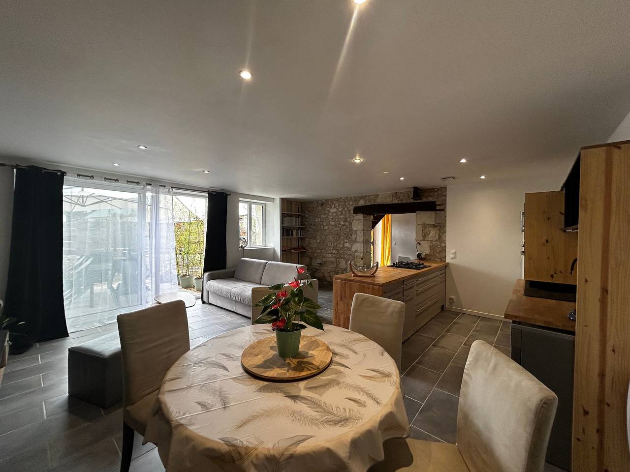 Gîte familial paisible à la ferme, 3 chambres in Senillé-Saint-Sauveur, Vienne (France)