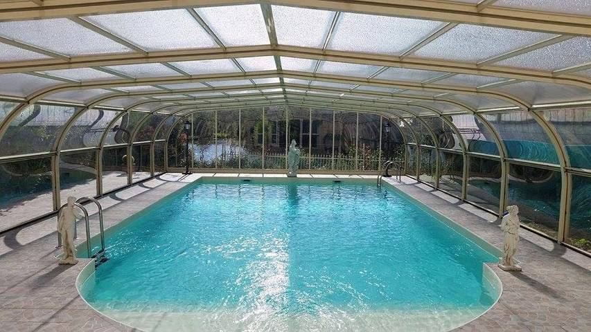 Location de vacances pour 3 personnes, avec vue ainsi que piscine et jardin à La Rochefoucauld (Charente) - 2