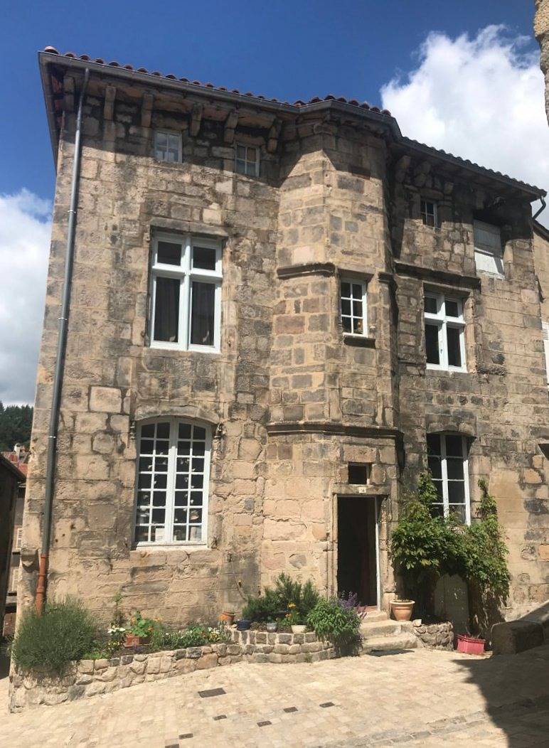 Maison "Patyanne" du Xvème siècle - Chambre in Saint-Bonnet-le-Château, Montbrison