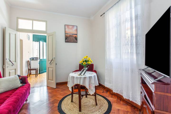 Ferienhaus 'Cantinho da Paz' mit Bergblick und Wlan in São Vicente (Madeira), Madeira