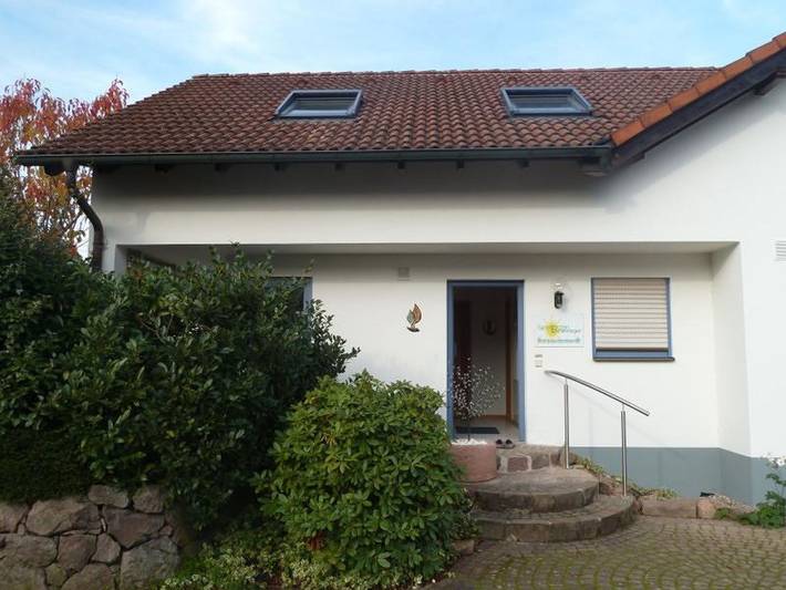 Ferienwohnung für 2 Personen, mit Garten und Terrasse in Emmendingen