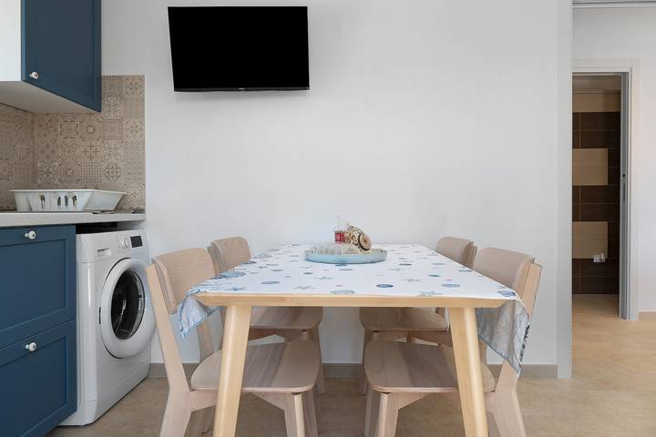 Holiday Home 'Masseria Ulia Ventitrè' with Private Garden, Wi-Fi and Air Conditioning in Torricella, Gulf of Taranto