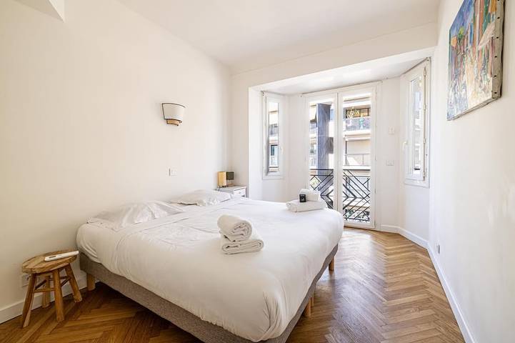 Entire apartment, Cannes à 200m de la Plage - Rue Pasteur - 3 Pièces - 6 Couchages in Cannes, Mediterranean Coast (France)