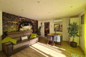 Gîte pour 2 personnes, avec terrasse à Peypin