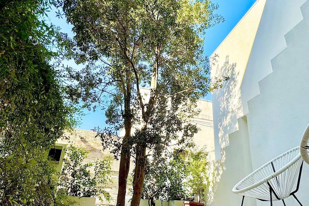 Eufonia will welcome you in a relaxing environment in the center of Lecce  in Lecce, Lecce (província)