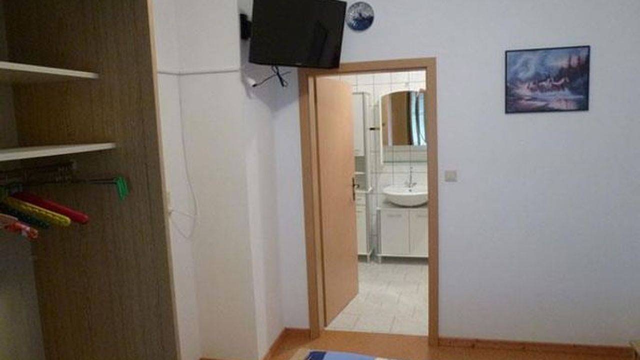 Ganze Ferienwohnung, Ferienwohnung für 4 Personen (50 m²) in Krummhörn Uttum in Krummhörn, Landkreis Aurich