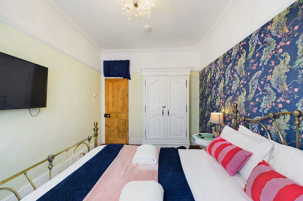 Ganze Wohnung, 2 Bed Apartment- Leigh Broadway in Southend-on-Sea, Östliches England