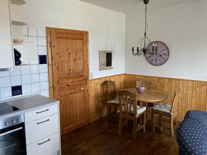 Ferienwohnung für 4 Personen, mit Garten und Sauna sowie Ausblick in Bösdorf