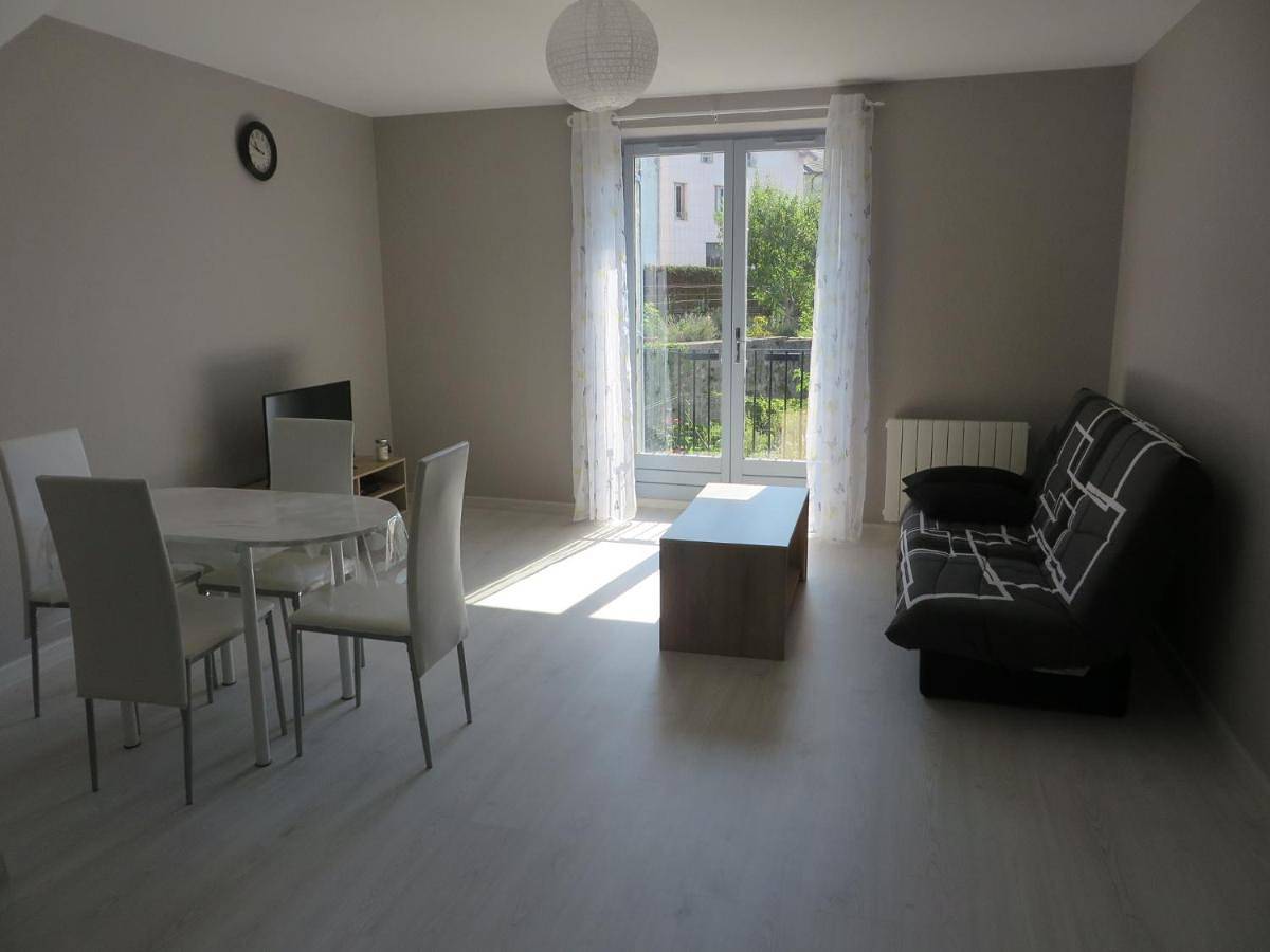Appartement entier, Appartement 4 couchages in Clairvaux-les-Lacs, Jura Francais