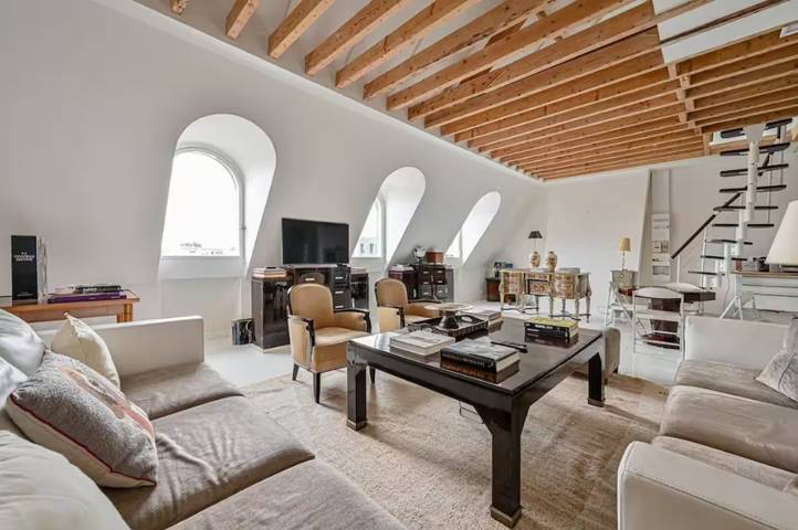 Loft for 2 people in Paris