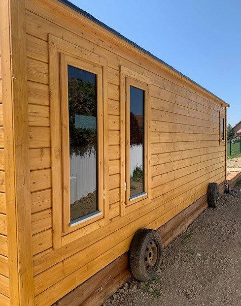 Gîte pour 4 personnes, avec jardin à Charmes - 3