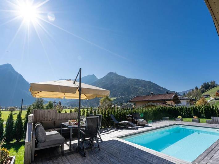 Chalet für 8 Personen, mit Balkon und Terrasse sowie Garten und Pool in Österreich - 3