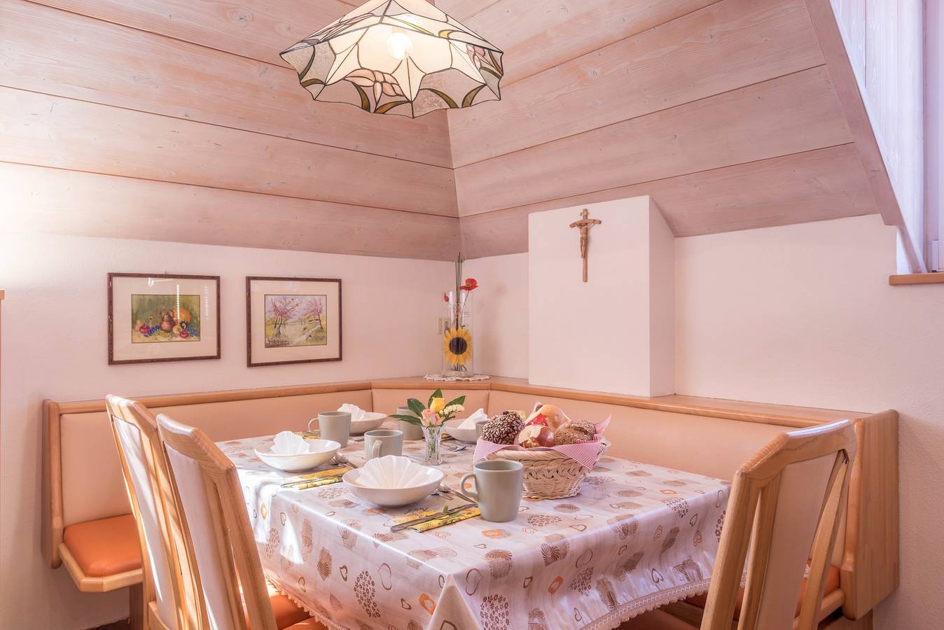 Ganze Wohnung, Neueröffnung Ferienwohnung Vigl Lodge mit Bergblick & Wlan in Klobenstein, Ritten