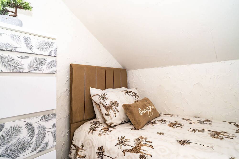 Sage House (Town-Centre Flat) in Kent