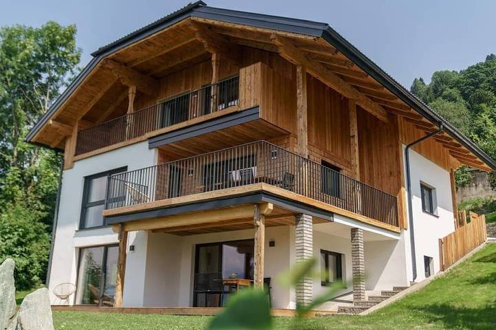 Ferienhaus für 10 Personen, mit Balkon und Garten