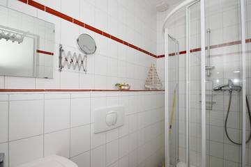 Ferienwohnung für 4 Personen, mit Garten und Terrasse in Groß Zicker