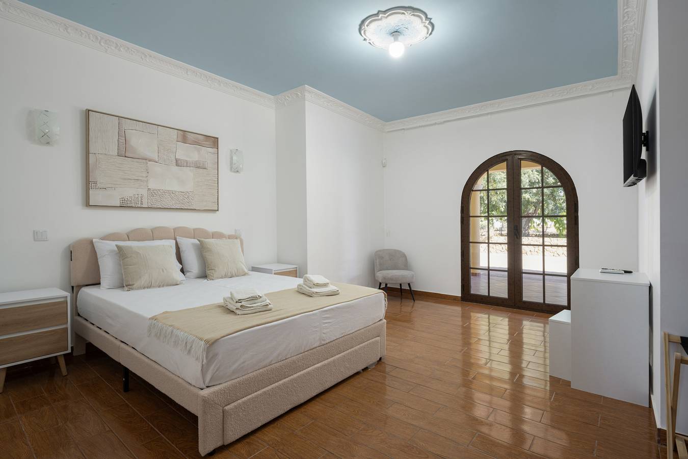 Villa for 20 people with balcony in Moncarapacho, Parque Natural da Ria Formosa