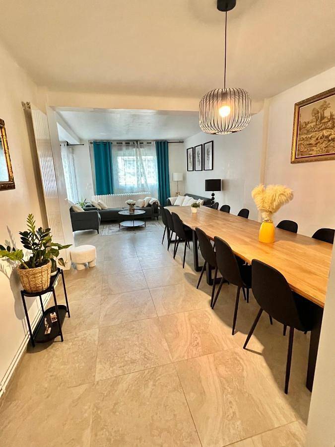Grande Maison Xxl in Sarcelles, Val-d'Oise