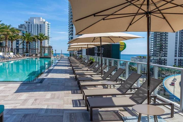 Apartamento de vacaciones para 4 personas, con piscina y jardín además de vistas y sauna - 1