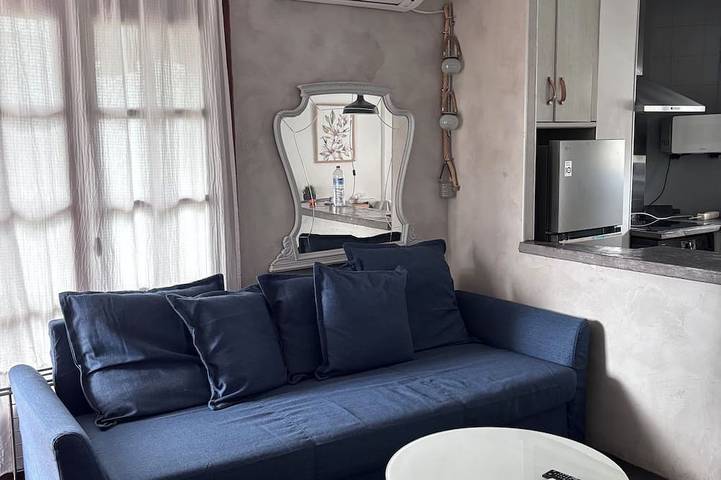 Ferienwohnung für 4 Personen, mit Pool und Garten sowie Balkon - 1