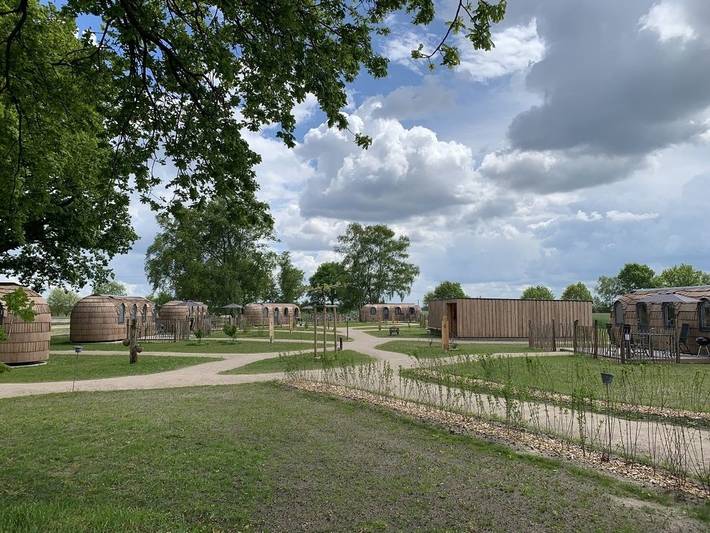 Camping für 4 Personen, mit Terrasse und Sauna sowie Whirlpool, mit Haustier in Deutschland - 3