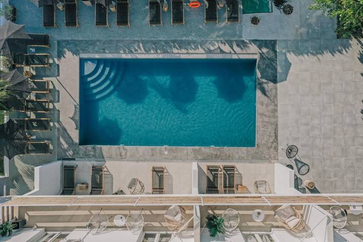 Hôtel pour 2 personnes, avec Terrasse ainsi que Jardin et Piscine