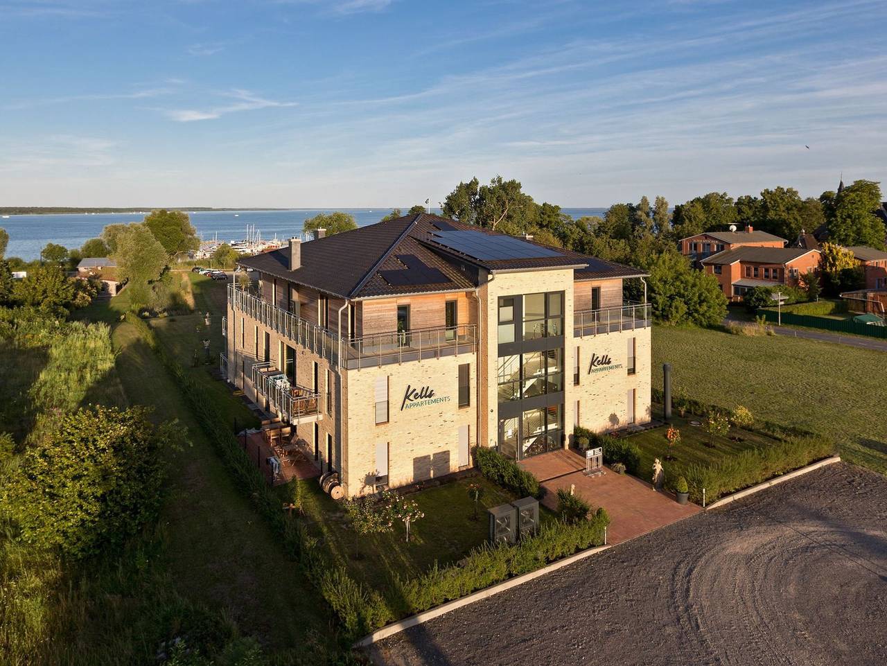 Ganze Ferienwohnung, Kells Appartements - Großes Meer in Klink, Müritz