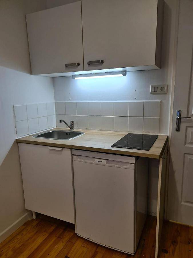 Appartement entier, Studio cosy avec clim et jardin in Fontaine, Isère