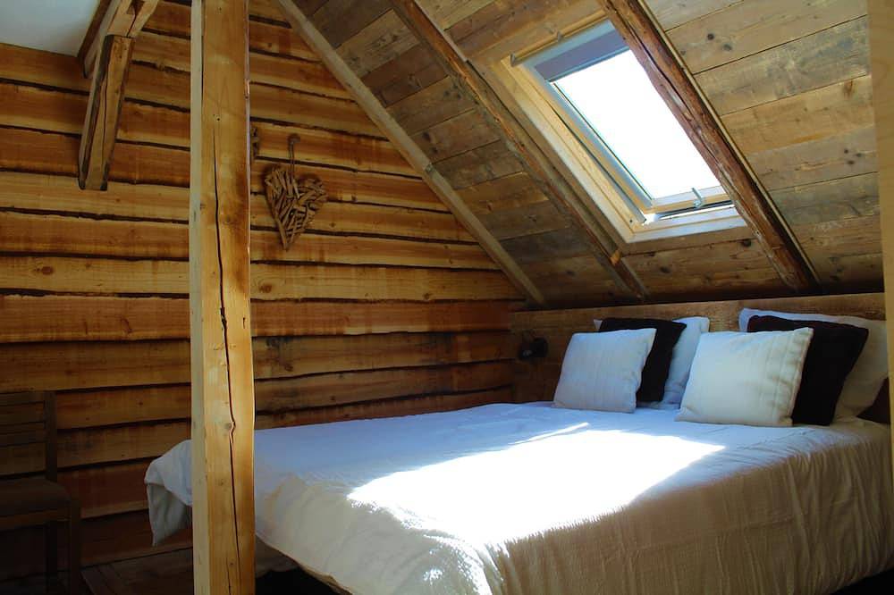 Cozy child-friendly apartment with spacious terrace and view of the slopes in Altastenberg, Hochsauerlandkreis