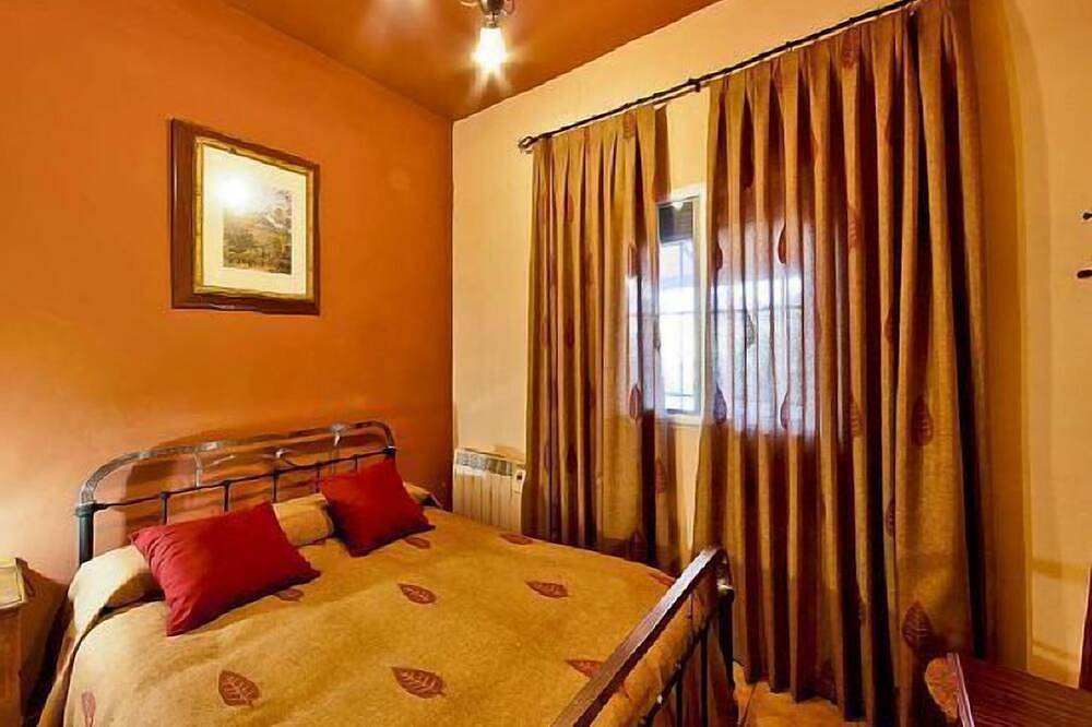 Casa Rural Puente Piedra con Wi-Fi gratis in Carcabuey, Sierras Subbéticas