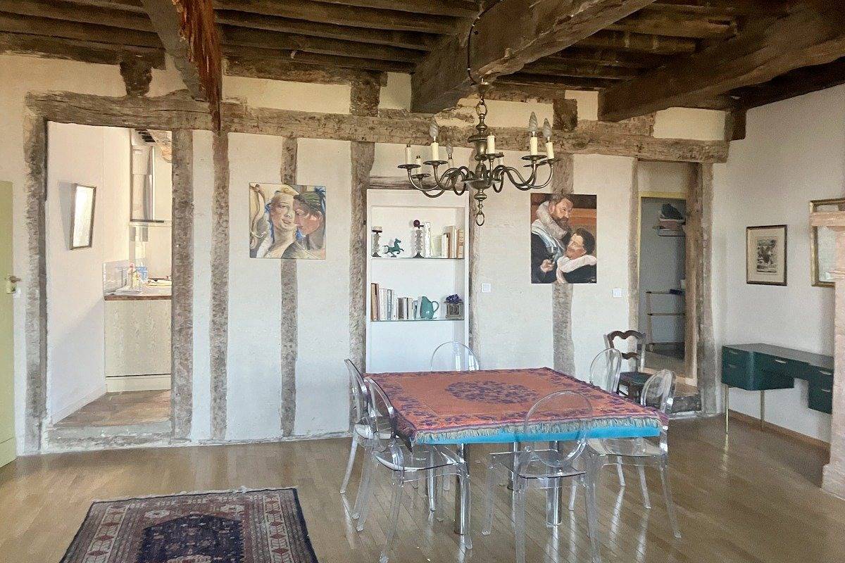 Appartement entier, Appartement dans les bastides albigeoises, dans le Tarn in Castelnau-de-Montmiral, Région d'Albi