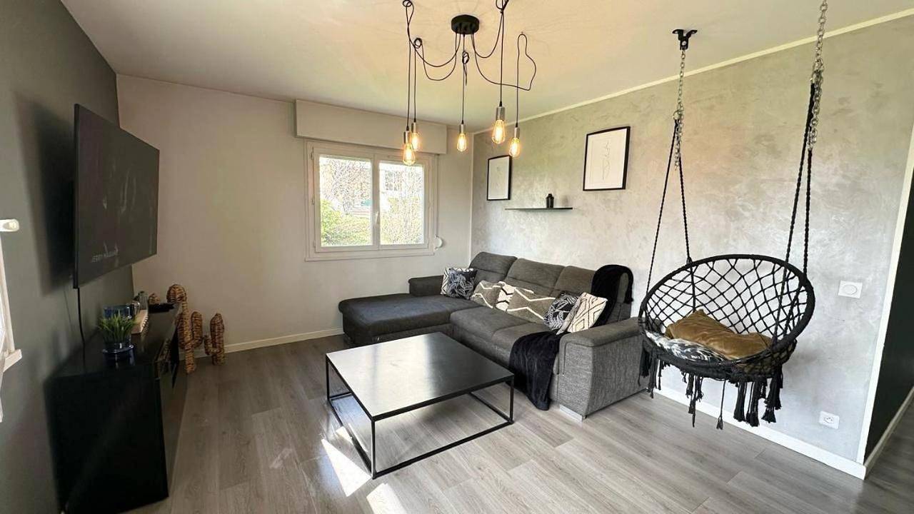 Appartement entier, Buisset - 2 Bedrooms - La Mulatière in La Mulatière, Lyon et ses environs
