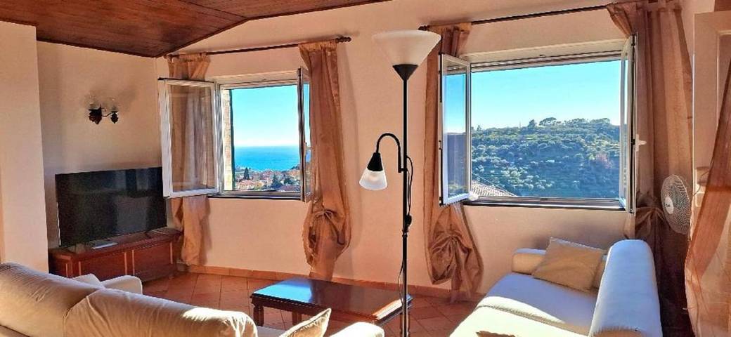 Location de vacances pour 4 personnes, avec vue et terrasse à Pompeiana - 2