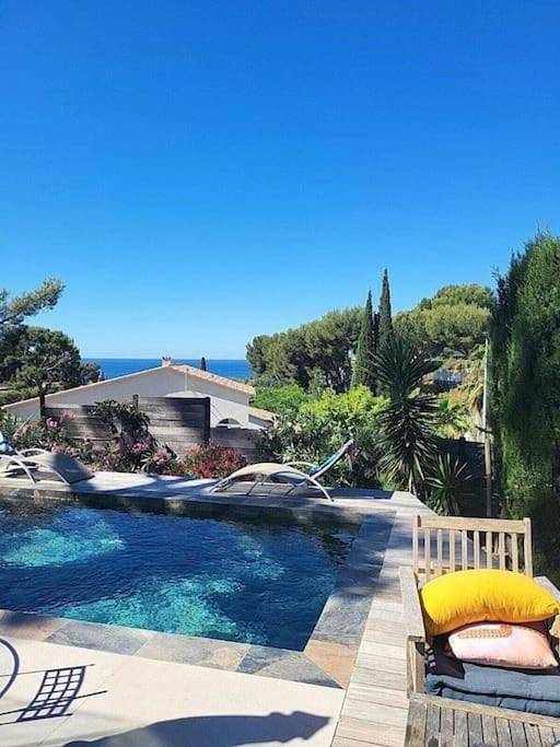 Villa pour 4 personnes, avec Terrasse ainsi que Piscine et Vue à Cassis