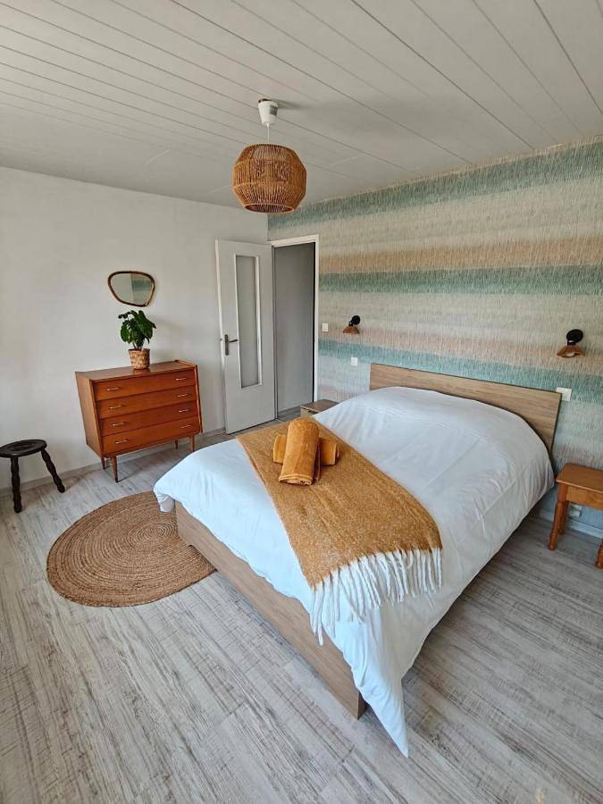 Location de vacances pour 8 personnes, avec vue et terrasse, animaux acceptés à Fleury (Normandie) - 2