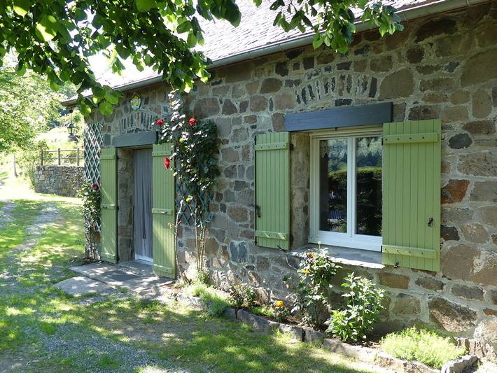 Gîte pour 6 personnes, avec jardin et terrasse en Haute-Loire - 2