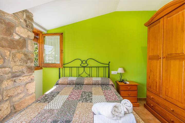 Habitación 'Habitació Doble de Uso Individual' con vistas a la montaña, Wi-Fi y aire acondicionado in Isona y Conca Dellá, Costers del Segre