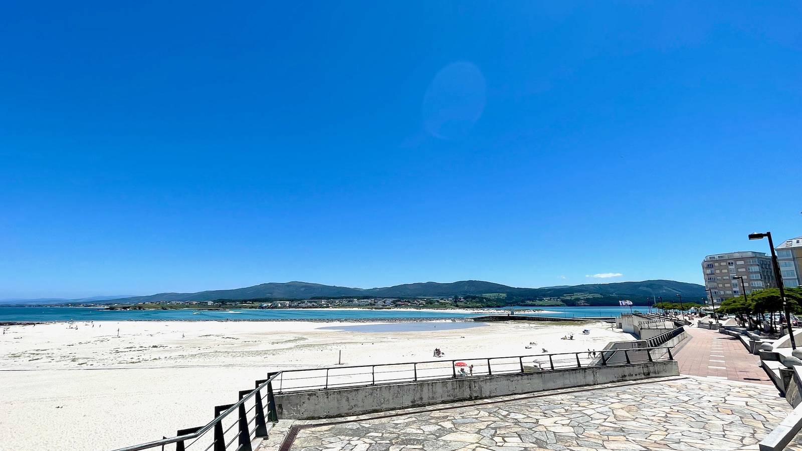 Apartamento entero, Apartamento de vacaciones para 4 personas con balcón/terraza in Foz, Costa de Galicia