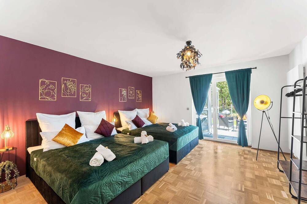 Ganze Wohnung, Flair-Apartment Blossom | Whirlpool | Bbq | 2xparken | Terrasse | Kaffee | Wlan in Künzell, Rhön-Hessen
