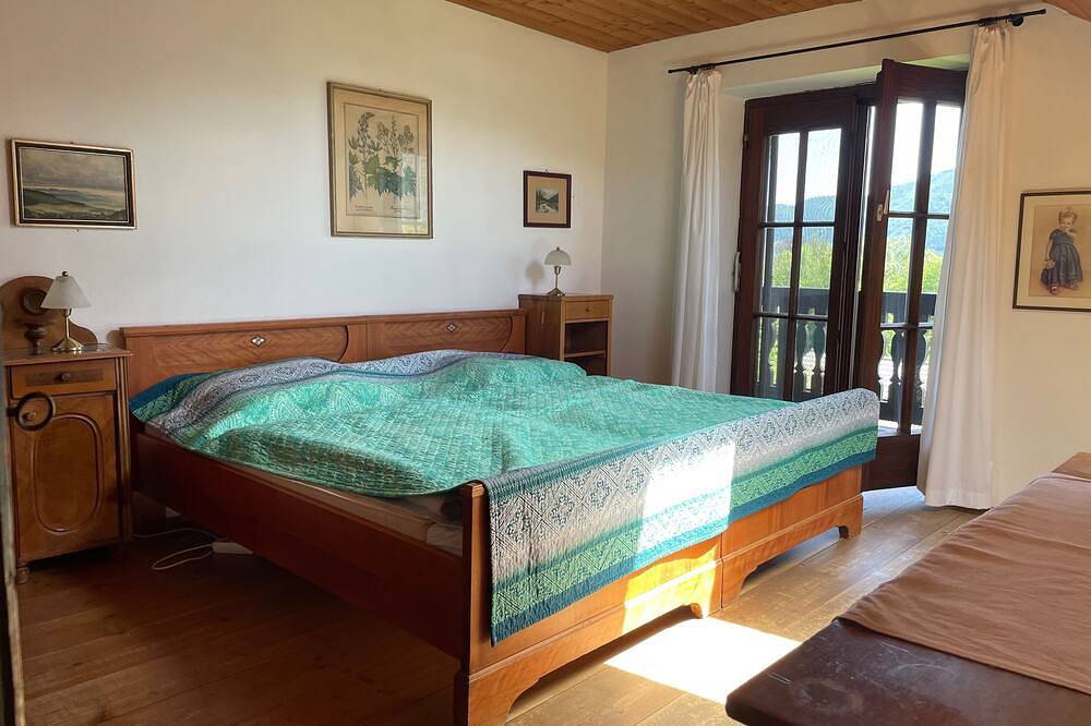 Ferienhaus mit Charme am Attersee in Nußdorf am Attersee, Bezirk Vöcklabruck