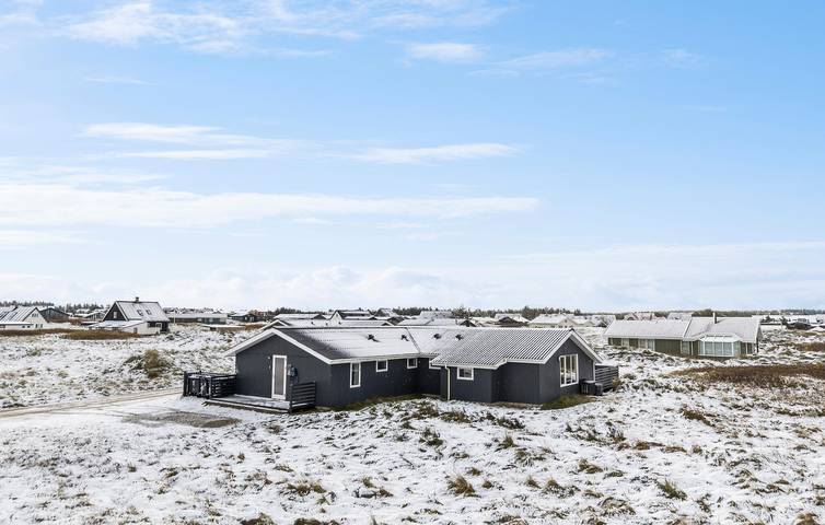 Ferienhaus für 10 Personen, mit Sauna und Pool sowie Whirlpool und Terrasse in Klitmøller - 2