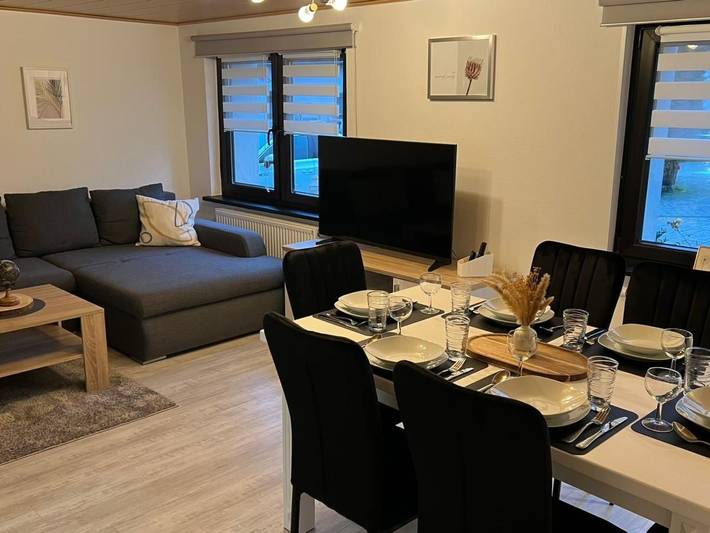 Ferienhaus für 7 Personen, mit Terrasse und Garten sowie Seeblick in Hellenthal - 4